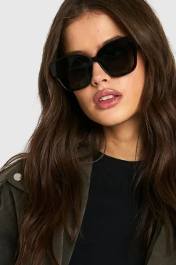 Sunglasses^Nasty Gal Black Frame Oversized Sunglasses |