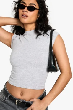 T-shirts|T-shirts^Nasty Gal Boohoo Basics Crew Neck Short Sleeve Fitted T-Shirt |