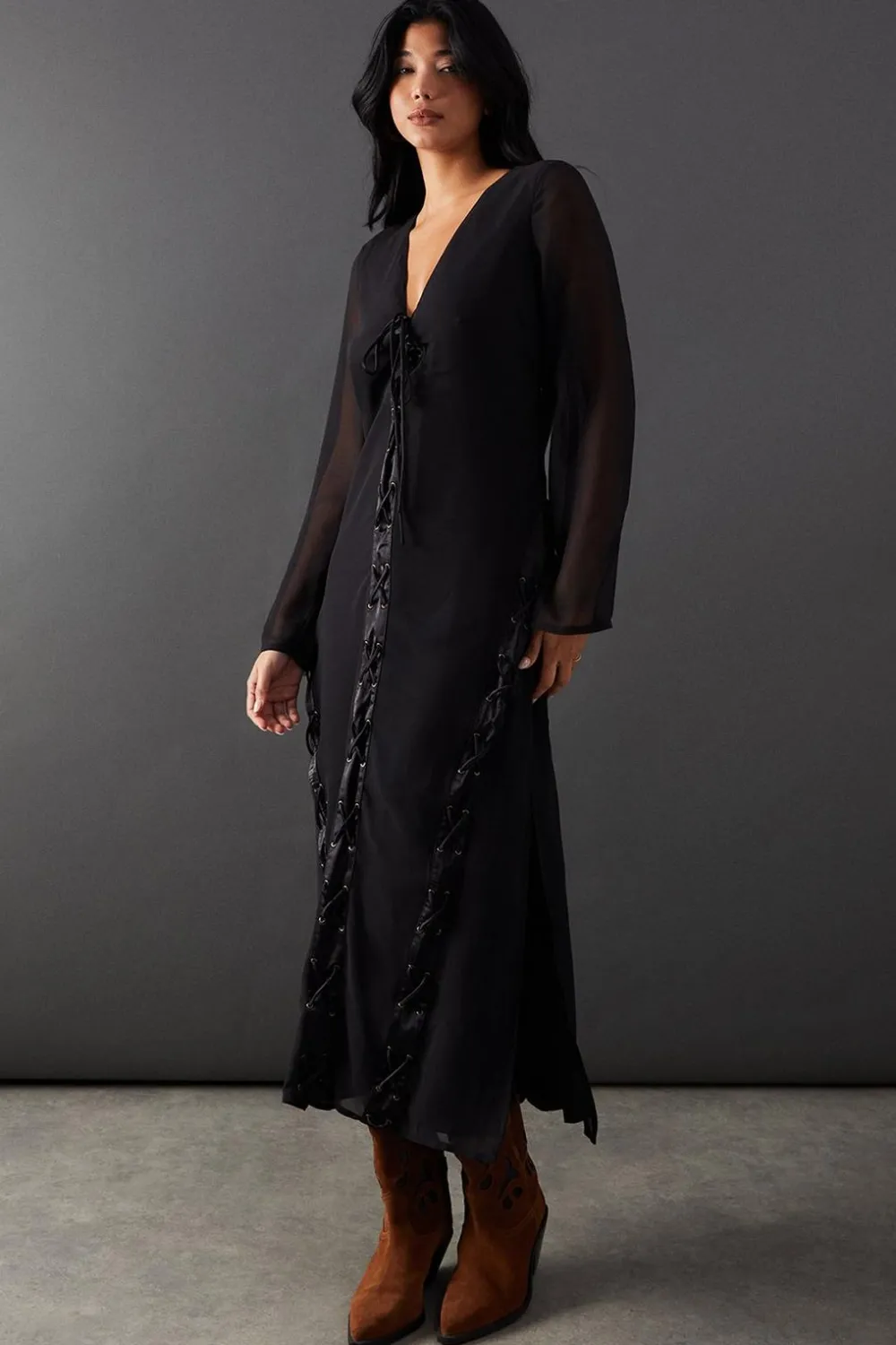 Dresses^Nasty Gal Chiffon Lace Up Panelling Midi Dress |