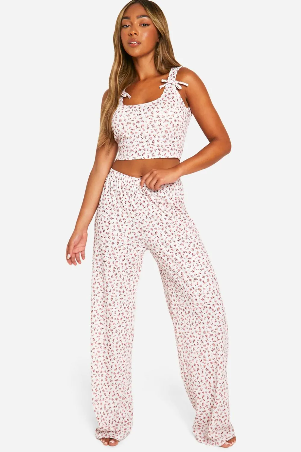 Sleepwear^Nasty Gal Ditsy Floral Print Bow Detail Vest & Trousers Pyjama Set |
