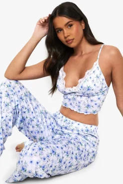 Sleepwear^Nasty Gal Floral Print Cami Top & Trousers Pyjama Set |
