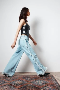 Festival Outfits|Festival Outfits^Nasty Gal Frayed Edge Denim Jean |