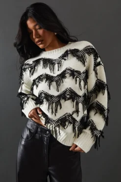 Fringing|Knitwear^Nasty Gal Fringe Stitch Detail Jumper |
