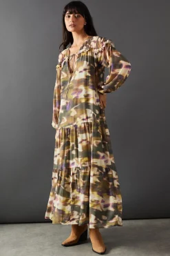 Dresses^Nasty Gal Georgette Tie Neck Tier Hem Midaxi Dress |