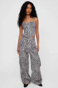 Animal Print|Jeans^Nasty Gal Leopard Print Baggy Jean |