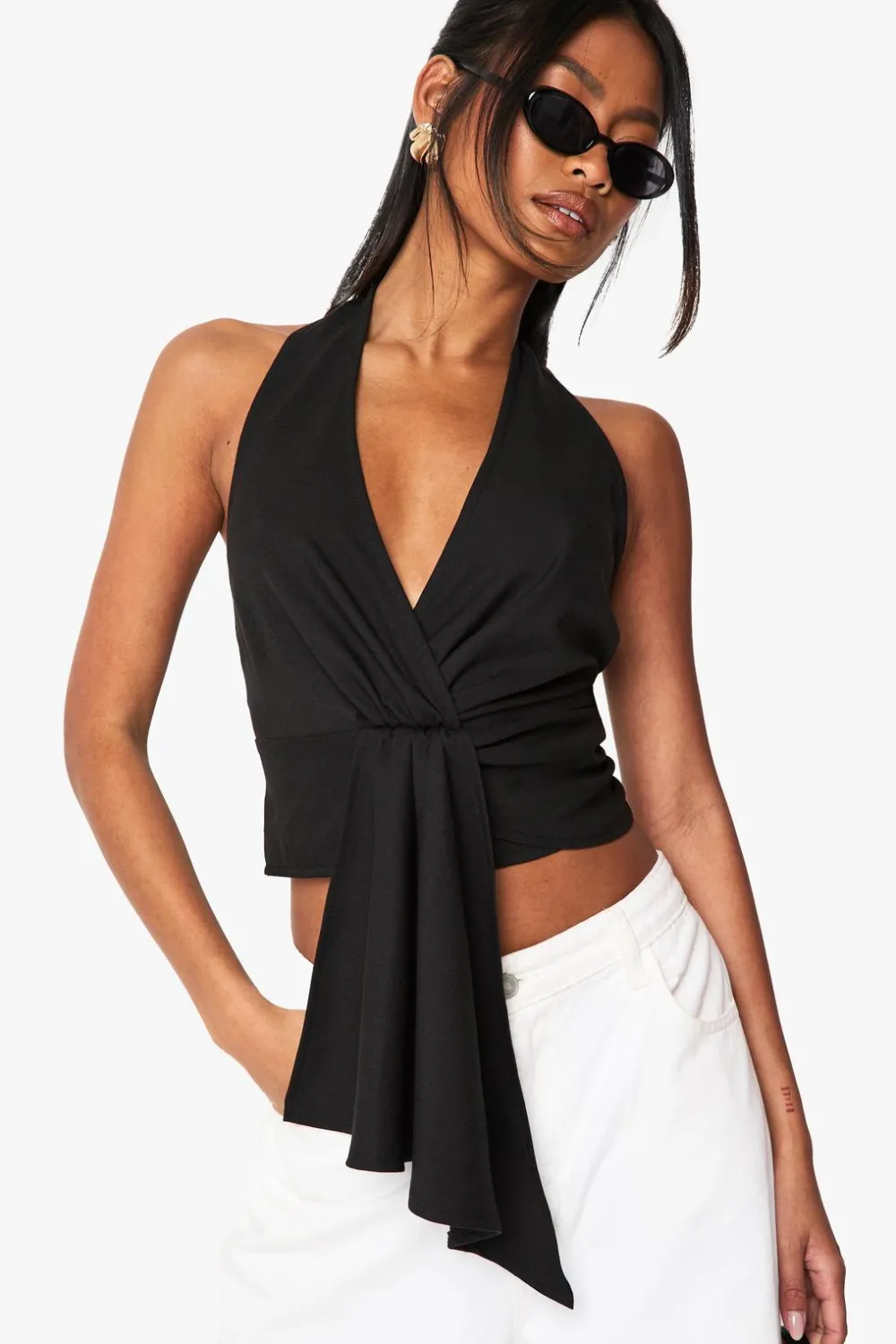 Tops^Nasty Gal Linen Halter Neck Knot Front Top |