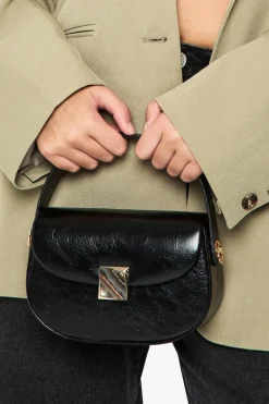 Bags^Nasty Gal Lock Detail Crossbody Bag |