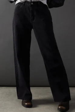 Jeans|Denim^Nasty Gal Low Rise Denim Dad Jean |