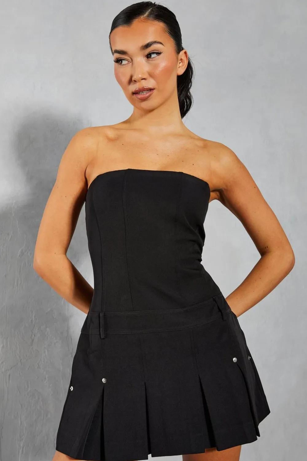 Dresses^Nasty Gal Pleated Hem Bandeau Mini Dress |