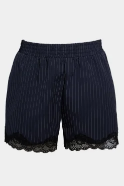 Shorts|Shorts^Nasty Gal Plus Lace Hem Tailored Short |