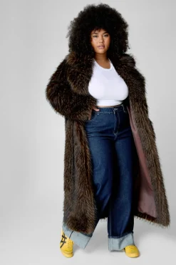 Real & Faux Fur Jackets|Coats^Nasty Gal Plus Premium Plush Tipped Faux Fur Coat |