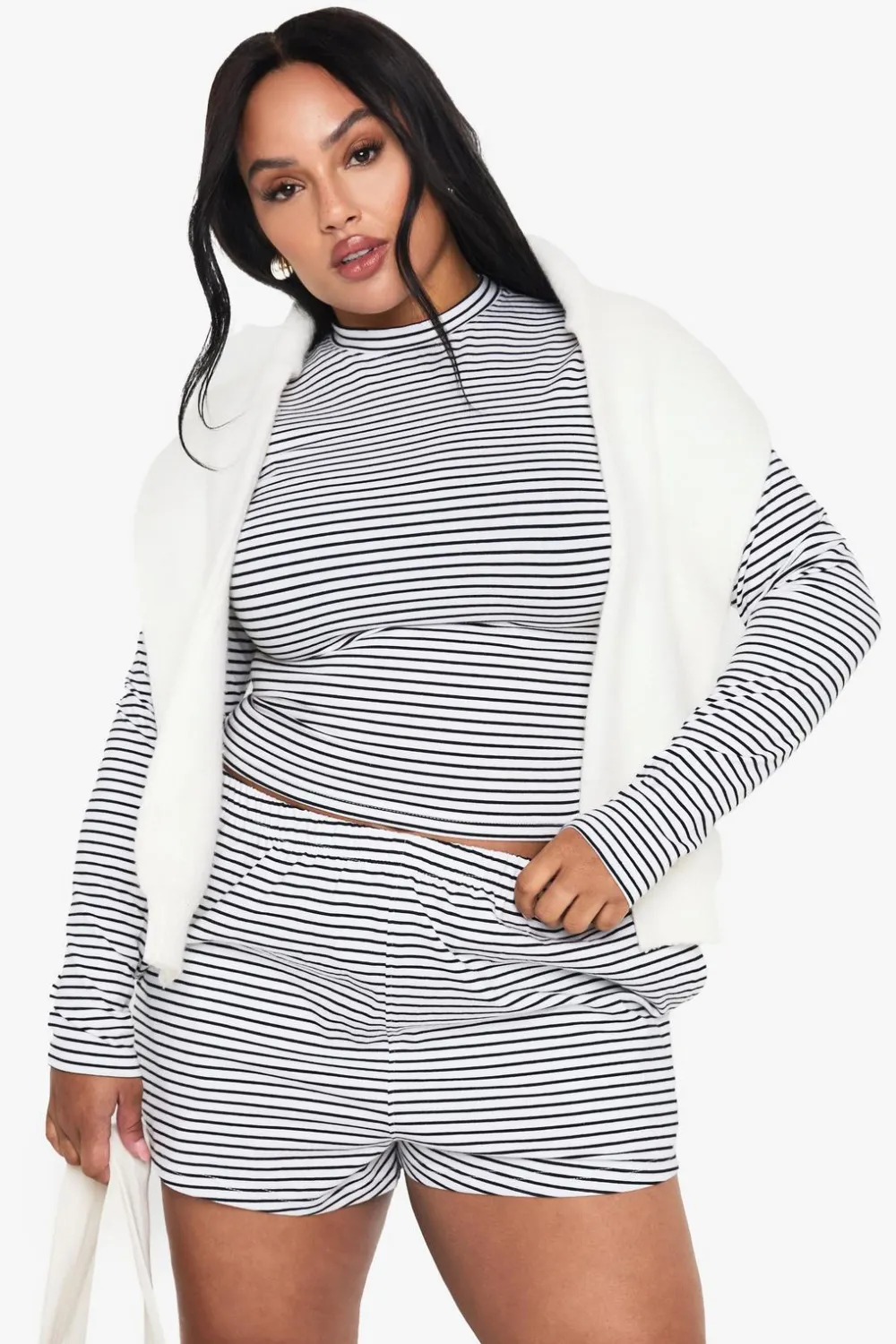 Stripes^Nasty Gal PLUS STRIPED FLIPPY SHORT |