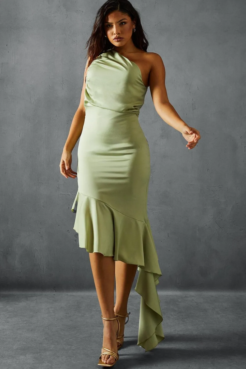 Dresses^Nasty Gal Premium Asymmetric Frill Hem Bridesmaid Dress |