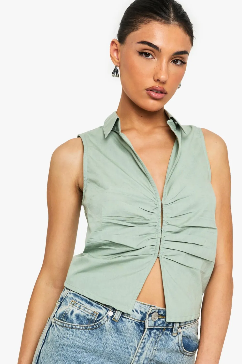 Tops^Nasty Gal Ruched Poplin Sleeveless Waistcoat |