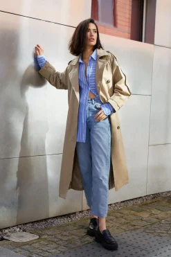 Jeans|Denim^Nasty Gal 94s Denim Authentic Straight Leg Jeans |