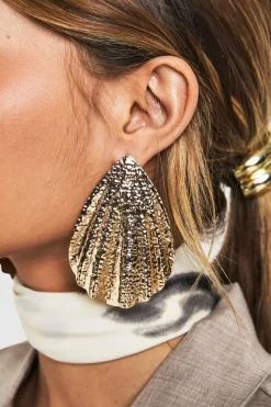 Jewelry^Nasty Gal Statement Shell Earrings |