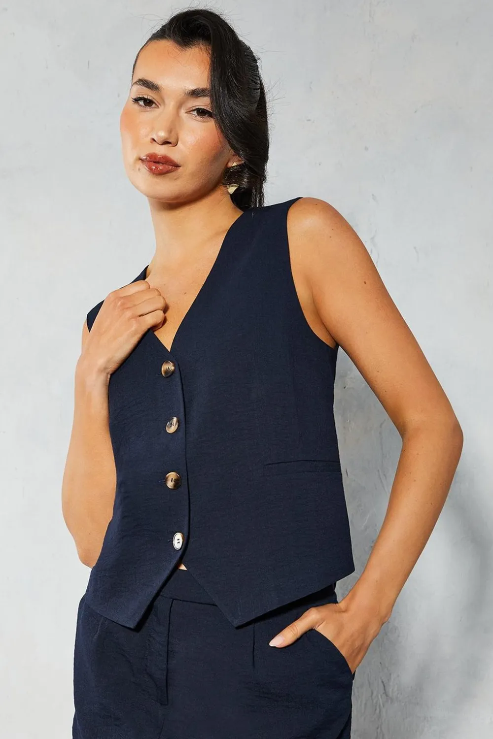 Tops^Nasty Gal Tailored Linen Look Waistcoat |