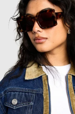 Sunglasses^Nasty Gal Tortoiseshell Square Sunglasses |