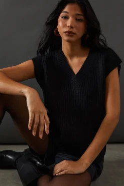 Knitwear^Nasty Gal V Neck Knitted Vest |